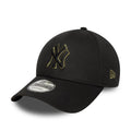 New York Yankees MLB Team Outline Black 9FORTY Adjustable Cap